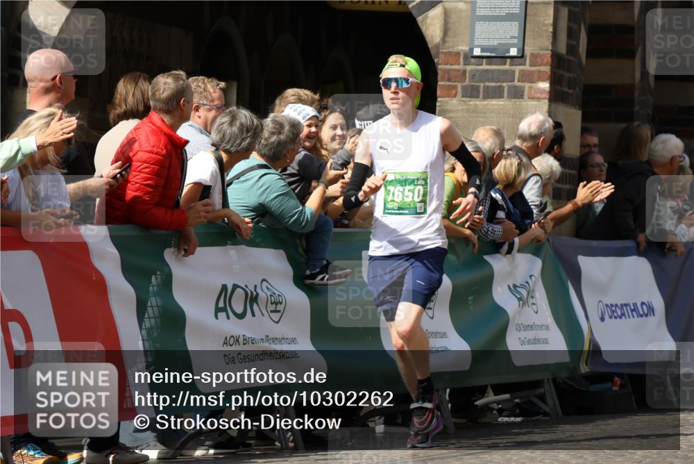 13.09.2026 - 21. swb-Marathon Bremen Strokosch-Dieckow http://msf.ph/oto/10302262 13.09.2026 12:53:08 Ziel 417, 553, 2100, 7244, 8077, 8729, 9522, 2585, 2670, 7650, 8081 meine-sportfotos.de