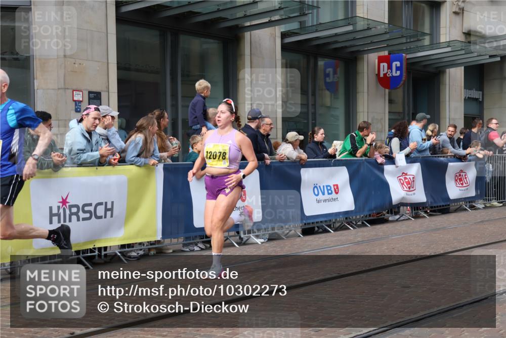 13.09.2026 - 21. swb-Marathon Bremen Strokosch-Dieckow http://msf.ph/oto/10302273 13.09.2026 10:50:24 Ziel 10267, 10537, 10764, 11076, 11170, 11220, 11276, 11664, 11742, 11753, 11774, 11961, 12052, 12070, 12179, 12309, 12488, 12560, 13544, 10170, 10233, 10525, 10840, 10876, 10923, 11111, 11128, 11178, 11497, 11499, 11622, 11680, 12045, 12078, 12240, 12269, 12447, 13562 meine-sportfotos.de
