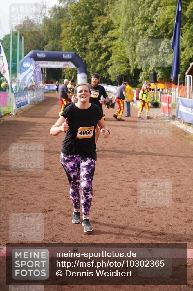13.09.2026 - Airport Race Dennis Weichert http://msf.ph/oto/10302365 13.09.2026 10:42:07 Ziel 4066, 5102, 5103 meine-sportfotos.de