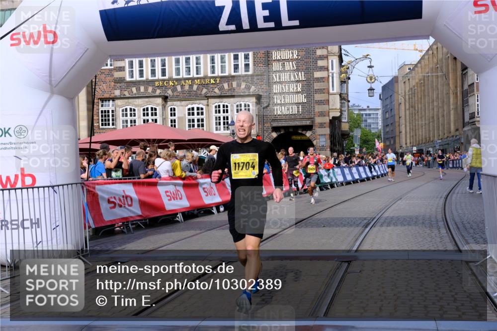 13.09.2026 - 21. swb-Marathon Bremen Tim E. http://msf.ph/oto/10302389 13.09.2026 10:45:00 Ziel 10266, 10454, 10806, 10861, 11615, 11692, 11704, 12302, 12425, 12473 meine-sportfotos.de