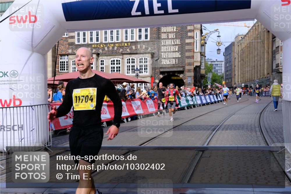 13.09.2026 - 21. swb-Marathon Bremen Tim E. http://msf.ph/oto/10302402 13.09.2026 10:45:00 Ziel 10266, 10454, 10806, 10861, 11615, 11692, 11704, 12302, 12425, 12473 meine-sportfotos.de