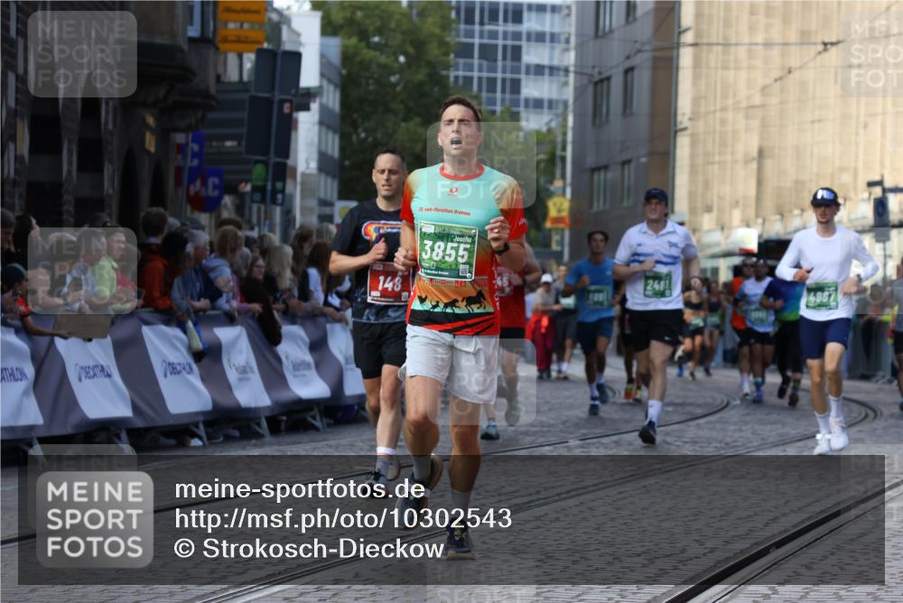 13.09.2026 - 21. swb-Marathon Bremen Strokosch-Dieckow http://msf.ph/oto/10302543 13.09.2026 13:22:25 Ziel 141, 148, 1209, 1601, 1645, 2051, 3021, 3652, 5193, 6621, 7625, 7917, 8438, 8452, 8924, 9599, 9839, 388, 1933, 2402, 2481, 2771, 3855, 4483, 4697, 6891, 7586, 8547, 8694, 9090 meine-sportfotos.de
