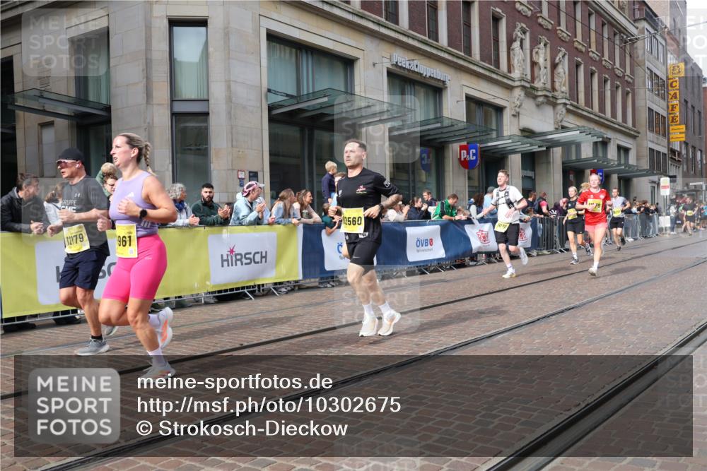13.09.2026 - 21. swb-Marathon Bremen Strokosch-Dieckow http://msf.ph/oto/10302675 13.09.2026 10:50:46 Ziel 10200, 10471, 10515, 10537, 10808, 11087, 11170, 11339, 11503, 11537, 11625, 11626, 11801, 11973, 12004, 12133, 12179, 12303, 12351, 12407, 12552, 12560, 10233, 10267, 10525, 10764, 10840, 11076, 11220, 11276, 11622, 11664, 11742, 11753, 11774, 11961, 12052, 12070, 12078, 12309, 12447, 12488, 12560, 13544 meine-sportfotos.de