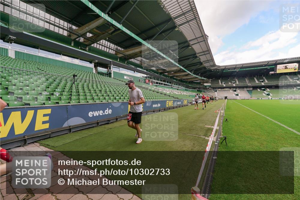 13.09.2026 - 21. swb-Marathon Bremen Michael Burmester http://msf.ph/oto/10302733 13.09.2026 12:37:23 Laufen im Stadion 365, 466, 658, 850, 895, 1090, 1118, 1288, 1385, 1485, 1583, 1604, 1754, 1993, 2073, 2585, 2670, 3617, 7244, 7768, 8075, 8081, 8729, 9522, 9617, 13033, 250, 272, 299, 525, 919, 1089, 1212, 2072, 5428, 7741 meine-sportfotos.de