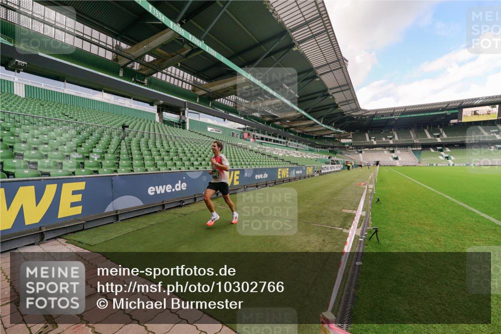 13.09.2026 - 21. swb-Marathon Bremen Michael Burmester http://msf.ph/oto/10302766 13.09.2026 12:37:45 Laufen im Stadion 346, 365, 466, 658, 895, 1090, 1118, 1288, 1385, 1485, 1583, 1604, 1754, 1911, 2073, 2141, 2352, 2585, 2670, 3080, 3606, 3617, 6112, 7244, 7650, 7768, 8077, 8081, 8729, 9399, 9522, 9617, 250, 272, 299, 525, 919, 1089, 1212, 2072, 5428, 7741 meine-sportfotos.de
