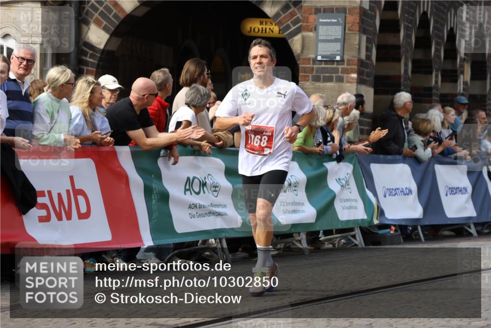 13.09.2026 - 21. swb-Marathon Bremen Strokosch-Dieckow http://msf.ph/oto/10302850 13.09.2026 12:54:01 Ziel 272, 1089, 1168, 1606, 2352, 3606, 13212, 1256, 1629, 6112, 9399, 9617 meine-sportfotos.de