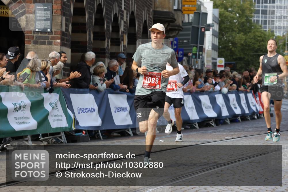 13.09.2026 - 21. swb-Marathon Bremen Strokosch-Dieckow http://msf.ph/oto/10302880 13.09.2026 12:54:02 Ziel 272, 1089, 1168, 1606, 3606, 13212, 1256, 1629, 6112, 9399, 9617 meine-sportfotos.de