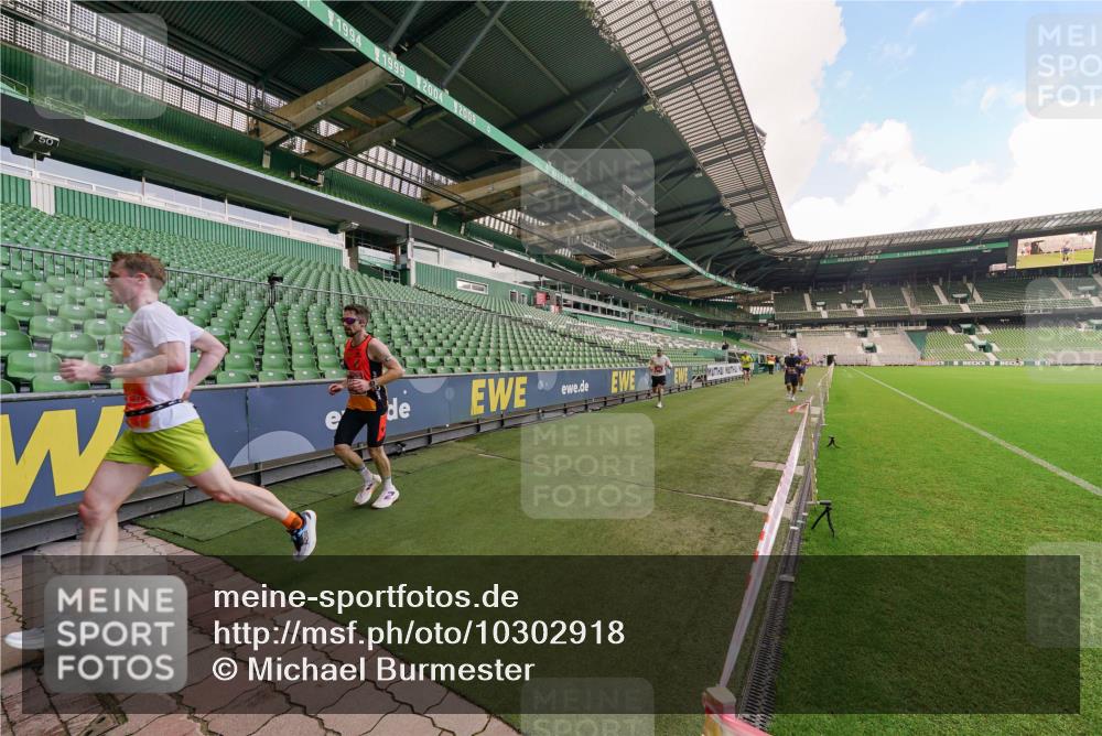 13.09.2026 - 21. swb-Marathon Bremen Michael Burmester http://msf.ph/oto/10302918 13.09.2026 12:40:54 Laufen im Stadion 126, 371, 453, 603, 640, 650, 671, 735, 744, 862, 912, 957, 1136, 1336, 1379, 1381, 1411, 1508, 1540, 1571, 1614, 1797, 1822, 1852, 1860, 1901, 1930, 1950, 2099, 2986, 3624, 3744, 4381, 4399, 4795, 4936, 6198, 6201, 6264, 6630, 7118, 7671, 8065, 9065, 9329, 9630, 10034, 13080, 13224, 346, 365, 466, 658, 895, 1090, 1118, 1288, 1385, 1485, 1583, 1604, 1754, 2073, 2141, 2585, 2670, 3617, 7244, 7650, 7768, 8729 meine-sportfotos.de