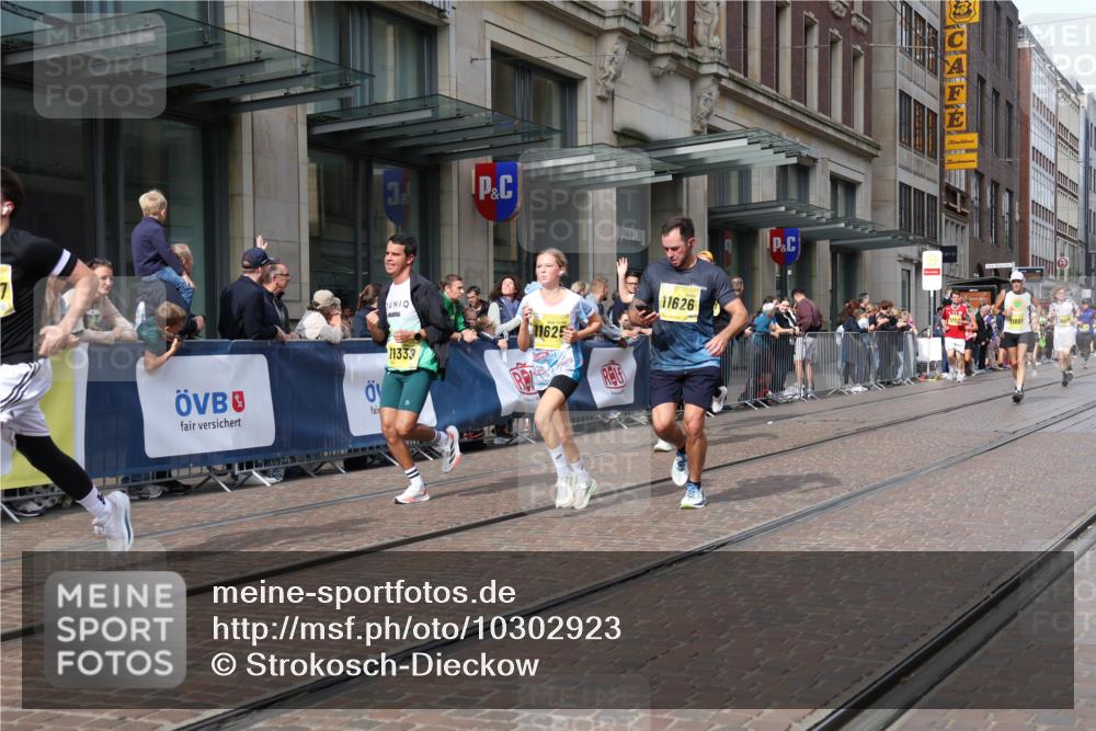 13.09.2026 - 21. swb-Marathon Bremen Strokosch-Dieckow http://msf.ph/oto/10302923 13.09.2026 10:51:00 Ziel 10381, 10471, 10515, 10544, 10763, 10808, 10825, 10862, 10887, 10984, 11503, 11537, 11801, 11973, 12051, 12133, 12424, 12548, 12552, 13631, 10200, 10267, 10537, 10764, 11076, 11087, 11170, 11339, 11625, 11626, 11753, 11961, 12004, 12052, 12070, 12179, 12303, 12351, 12407, 12488, 12560, 13544 meine-sportfotos.de