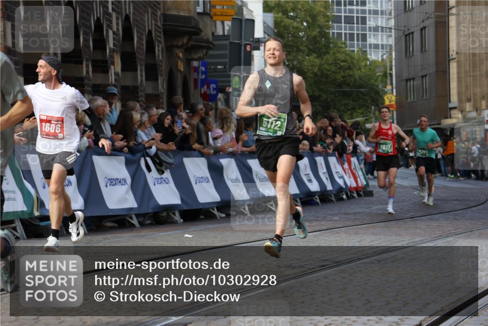 13.09.2026 - 21. swb-Marathon Bremen Strokosch-Dieckow http://msf.ph/oto/10302928 13.09.2026 12:54:03 Ziel 272, 1089, 1168, 1606, 3606, 13212, 1256, 1629, 6112, 9399, 9617 meine-sportfotos.de