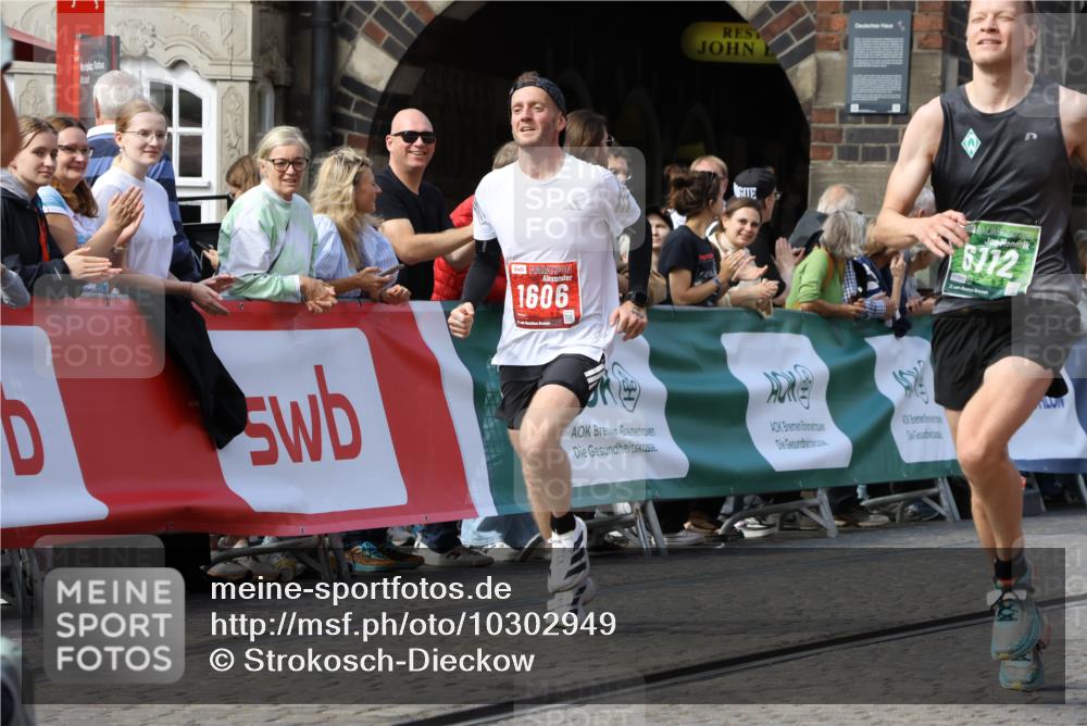 13.09.2026 - 21. swb-Marathon Bremen Strokosch-Dieckow http://msf.ph/oto/10302949 13.09.2026 12:54:04 Ziel 272, 1089, 1168, 1606, 3606, 5160, 13212, 1256, 1629, 9399, 9617 meine-sportfotos.de