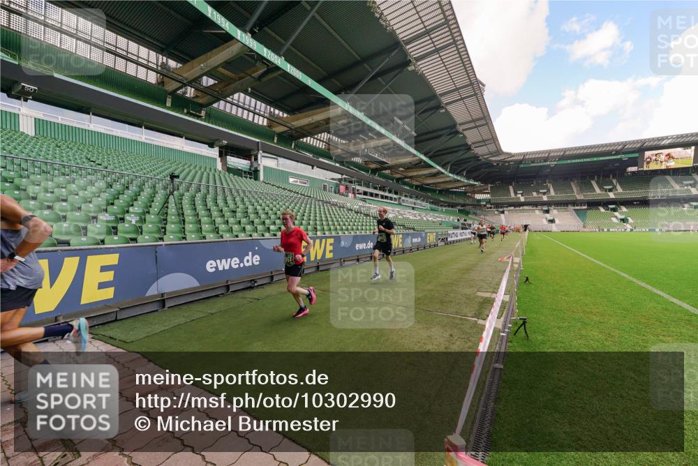 13.09.2026 - 21. swb-Marathon Bremen Michael Burmester http://msf.ph/oto/10302990 13.09.2026 12:42:12 Laufen im Stadion 371, 439, 650, 744, 749, 957, 1009, 1223, 1224, 1336, 1381, 1411, 1614, 1619, 1667, 1712, 1745, 1797, 1822, 1850, 1862, 1879, 2094, 2207, 2651, 2986, 3368, 3624, 4399, 4795, 4847, 4936, 5672, 5828, 6198, 6264, 6929, 6991, 7141, 8065, 8311, 8383, 8394, 8994, 9065, 9120, 9533, 277, 346, 807, 895, 901, 1090, 1118, 1248, 1320, 1323, 1472, 1576, 1587, 1604, 1717, 1751, 1911, 2141, 2352, 2670, 3080, 3606, 5160, 5163, 5912, 6112, 7650 meine-sportfotos.de