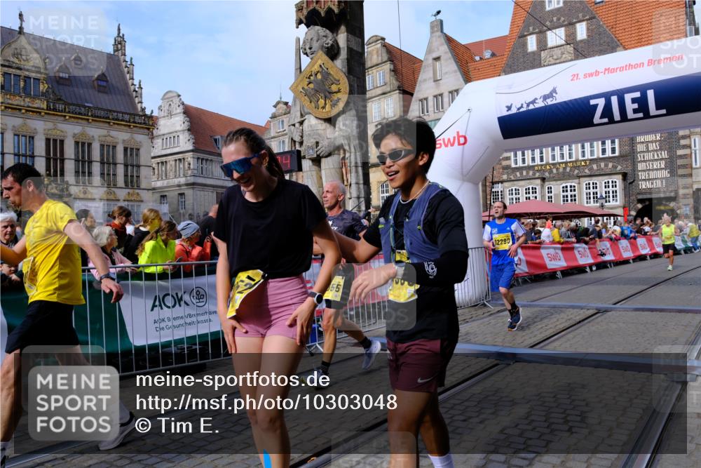 13.09.2026 - 21. swb-Marathon Bremen Tim E. http://msf.ph/oto/10303048 13.09.2026 10:45:50 Ziel 10318, 10352, 10536, 10541, 10583, 11063, 11088, 11209, 11232, 11478, 11559, 11749, 11835, 11845, 12087, 12290, 12355, 12534, 13532, 13628 meine-sportfotos.de