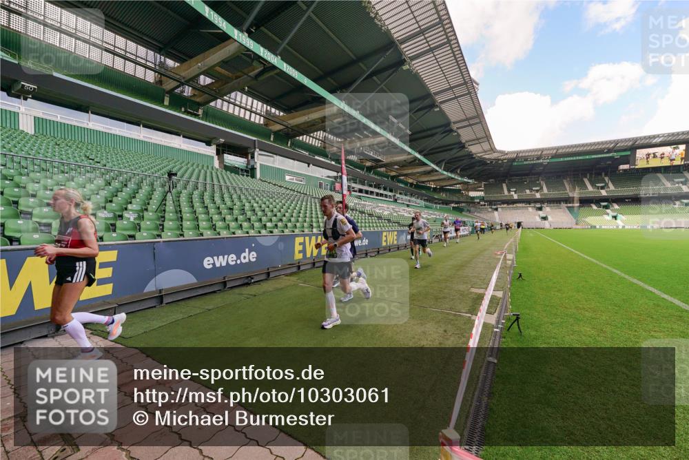 13.09.2026 - 21. swb-Marathon Bremen Michael Burmester http://msf.ph/oto/10303061 13.09.2026 12:42:51 Laufen im Stadion 439, 749, 819, 1009, 1223, 1224, 1411, 1562, 1619, 1667, 1712, 1745, 1822, 1850, 1862, 1879, 1921, 2094, 2207, 2651, 2683, 3251, 3368, 3500, 3584, 3624, 3688, 4096, 4847, 5199, 5316, 5663, 5672, 5828, 6198, 6264, 6359, 6579, 6929, 6991, 7141, 7950, 8311, 8383, 8394, 8689, 8749, 8850, 8994, 9120, 9153, 9200, 9233, 9533, 9849, 277, 453, 807, 901, 1248, 1320, 1323, 1472, 1576, 1587, 1717, 1751, 1911, 2352, 3080, 3606, 5160, 5163, 5912, 6112 meine-sportfotos.de
