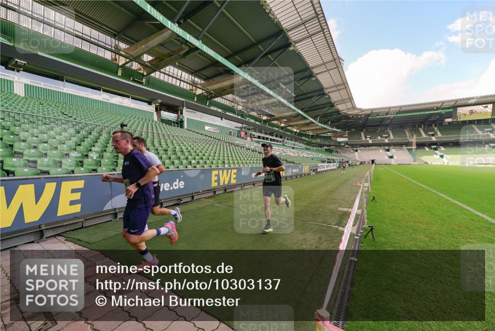 13.09.2026 - 21. swb-Marathon Bremen Michael Burmester http://msf.ph/oto/10303137 13.09.2026 12:44:02 Laufen im Stadion 339, 439, 493, 623, 678, 681, 715, 749, 819, 969, 1223, 1224, 1264, 1301, 1335, 1372, 1498, 1562, 1696, 1712, 1745, 1770, 1879, 1921, 1975, 2098, 2651, 2683, 3251, 3500, 3584, 3688, 4096, 4118, 4328, 4739, 4847, 4904, 5143, 5199, 5316, 5369, 5601, 5663, 5776, 5996, 6359, 6579, 6973, 7015, 7170, 7206, 7265, 7715, 7841, 7950, 8028, 8689, 8749, 8850, 8994, 9137, 9153, 9200, 9233, 9533, 9849, 13063, 13237, 126, 371, 453, 603, 640, 650, 671, 735, 744, 807, 862, 912, 957, 1136, 1336 meine-sportfotos.de