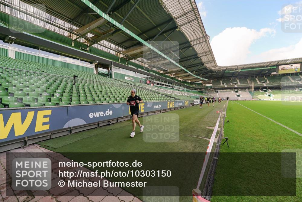13.09.2026 - 21. swb-Marathon Bremen Michael Burmester http://msf.ph/oto/10303150 13.09.2026 12:44:18 Laufen im Stadion 339, 493, 623, 678, 681, 715, 819, 969, 1264, 1301, 1335, 1372, 1498, 1562, 1696, 1770, 1879, 1921, 1937, 1975, 2098, 2651, 2683, 3092, 3251, 3500, 3584, 3688, 4096, 4118, 4328, 4739, 4904, 5143, 5199, 5316, 5369, 5601, 5663, 5776, 5996, 6359, 6579, 6973, 7015, 7170, 7206, 7265, 7715, 7841, 7950, 8028, 8689, 8749, 8850, 9137, 9153, 9200, 9233, 9533, 9583, 9849, 13063, 13168, 13237, 126, 371, 453, 603, 640, 650, 671, 735, 744, 862, 912, 957, 1136, 1336, 1411, 1822 meine-sportfotos.de