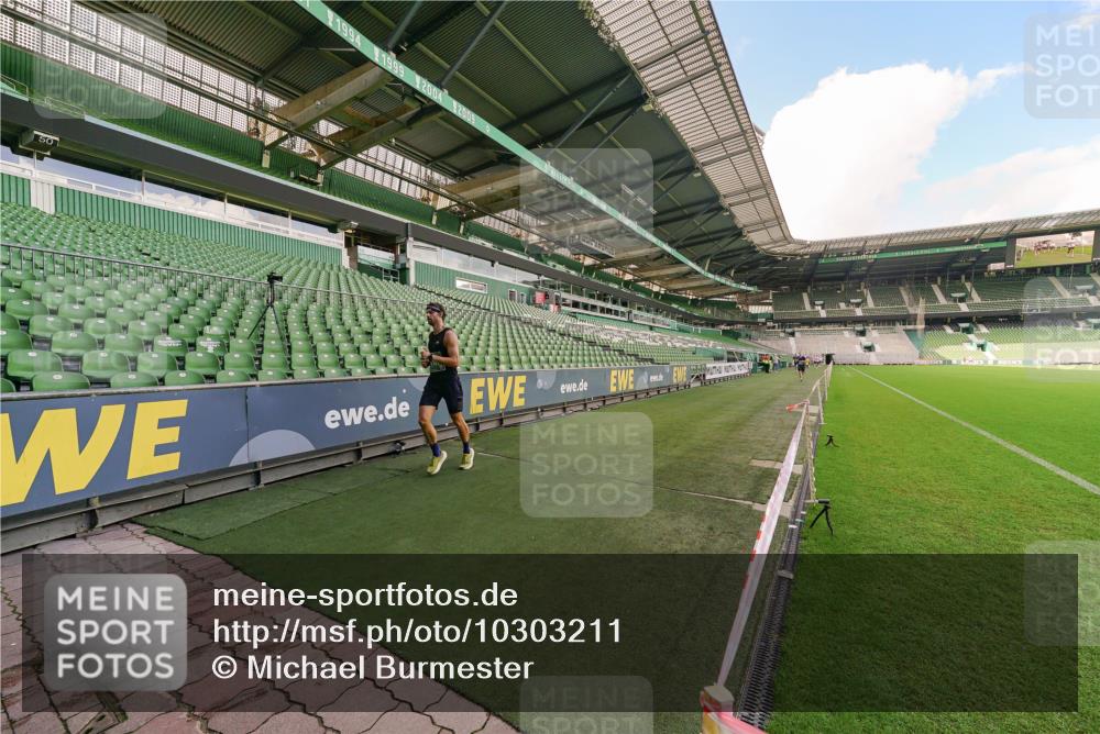 13.09.2026 - 21. swb-Marathon Bremen Michael Burmester http://msf.ph/oto/10303211 13.09.2026 12:45:02 Laufen im Stadion 280, 339, 474, 493, 508, 623, 678, 681, 715, 788, 969, 1017, 1264, 1277, 1301, 1335, 1372, 1498, 1696, 1770, 1863, 1937, 1975, 2020, 2084, 2098, 3092, 3271, 3609, 4110, 4118, 4157, 4328, 4739, 4904, 5092, 5143, 5369, 5601, 5776, 5996, 6918, 6973, 7015, 7170, 7206, 7265, 7336, 7478, 7715, 7841, 8028, 8054, 8096, 8850, 8936, 9070, 9129, 9137, 9273, 9306, 9583, 9642, 13063, 13168, 13237, 126, 371, 603, 640, 650, 671, 735, 744, 912, 957, 1136, 1336, 1411, 1667, 1822, 1850 meine-sportfotos.de
