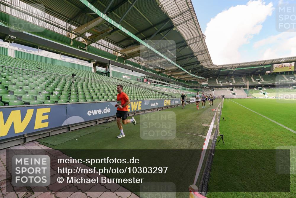 13.09.2026 - 21. swb-Marathon Bremen Michael Burmester http://msf.ph/oto/10303297 13.09.2026 12:45:55 Laufen im Stadion 195, 280, 339, 474, 493, 508, 538, 567, 604, 697, 715, 788, 1017, 1034, 1181, 1241, 1264, 1277, 1301, 1863, 1937, 1975, 2020, 2021, 2084, 2087, 2297, 2809, 2889, 3092, 3271, 3609, 4110, 4157, 4236, 5024, 5092, 5238, 5283, 5674, 5719, 5996, 6918, 7206, 7265, 7336, 7478, 7715, 8054, 8096, 8319, 8325, 8331, 8670, 8701, 8756, 8936, 8983, 9070, 9129, 9273, 9306, 9495, 9544, 9583, 9642, 13034, 13168, 439, 1411, 1667, 1822, 1850 meine-sportfotos.de