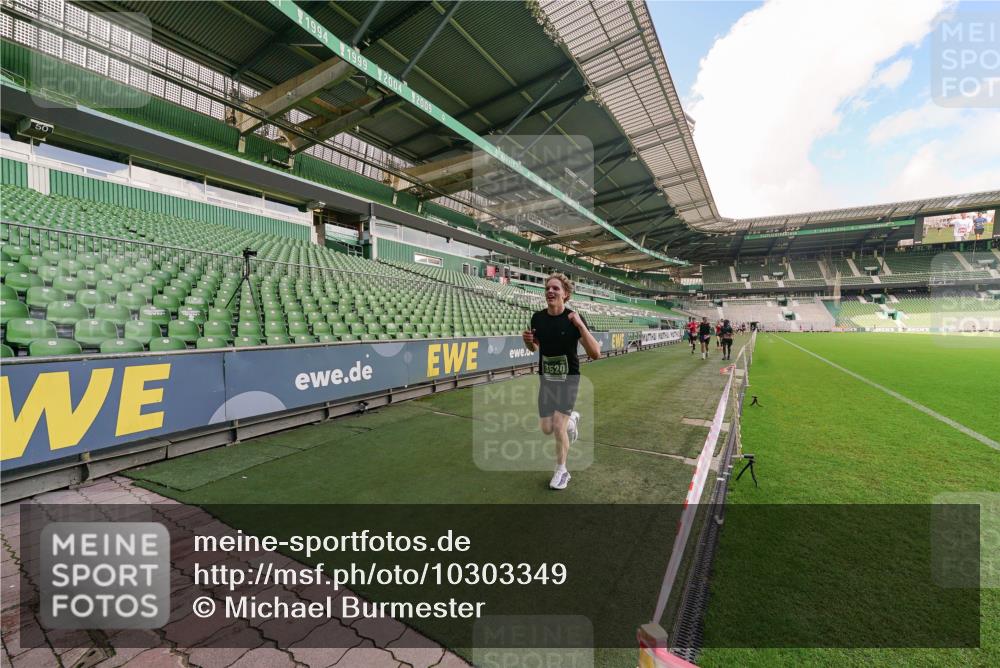 13.09.2026 - 21. swb-Marathon Bremen Michael Burmester http://msf.ph/oto/10303349 13.09.2026 12:46:27 Laufen im Stadion 195, 280, 474, 508, 538, 567, 604, 697, 788, 868, 1017, 1034, 1181, 1241, 1277, 1554, 1863, 2020, 2021, 2084, 2087, 2297, 2538, 2809, 2889, 3092, 3118, 3196, 3271, 3424, 3520, 3609, 4110, 4157, 4236, 4239, 4729, 4777, 4808, 5024, 5092, 5238, 5283, 5674, 5719, 5725, 6053, 6686, 6815, 6918, 7102, 7336, 7478, 7814, 7871, 8054, 8096, 8319, 8325, 8331, 8334, 8670, 8701, 8756, 8936, 8983, 9061, 9070, 9129, 9273, 9306, 9495, 9544, 9583, 9642, 9813, 13034, 439, 1667, 1850 meine-sportfotos.de