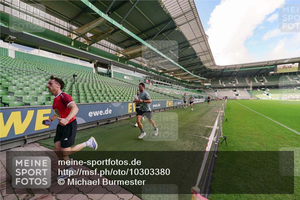 13.09.2026 - 21. swb-Marathon Bremen Michael Burmester http://msf.ph/oto/10303380 13.09.2026 12:46:46 Laufen im Stadion 195, 474, 538, 567, 604, 621, 697, 788, 868, 1017, 1034, 1181, 1241, 1277, 1554, 1863, 2021, 2084, 2087, 2266, 2297, 2538, 2646, 2809, 2889, 3118, 3196, 3284, 3297, 3424, 3520, 4025, 4110, 4157, 4236, 4239, 4729, 4777, 4808, 4992, 5024, 5238, 5283, 5674, 5719, 5725, 5976, 6053, 6686, 6784, 6815, 6918, 7102, 7336, 7478, 7814, 7871, 8054, 8060, 8096, 8319, 8325, 8331, 8334, 8670, 8701, 8756, 8936, 8983, 9061, 9070, 9273, 9306, 9495, 9544, 9689, 9813, 9918, 13034, 439 meine-sportfotos.de