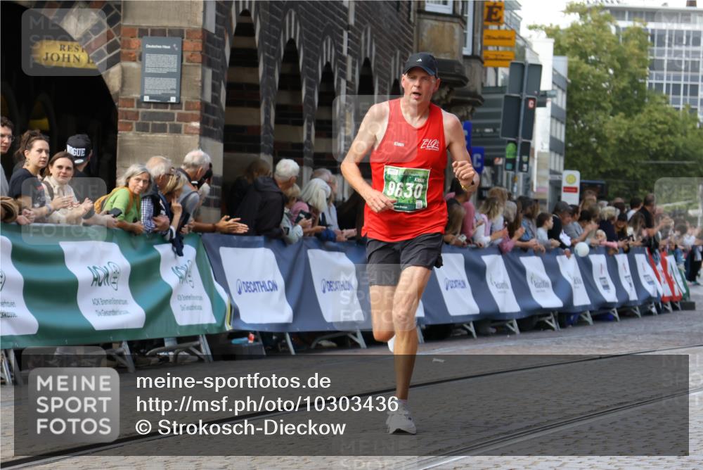 13.09.2026 - 21. swb-Marathon Bremen Strokosch-Dieckow http://msf.ph/oto/10303436 13.09.2026 12:55:35 Ziel 3744, 1724, 2072, 5163, 9630, 10034 meine-sportfotos.de