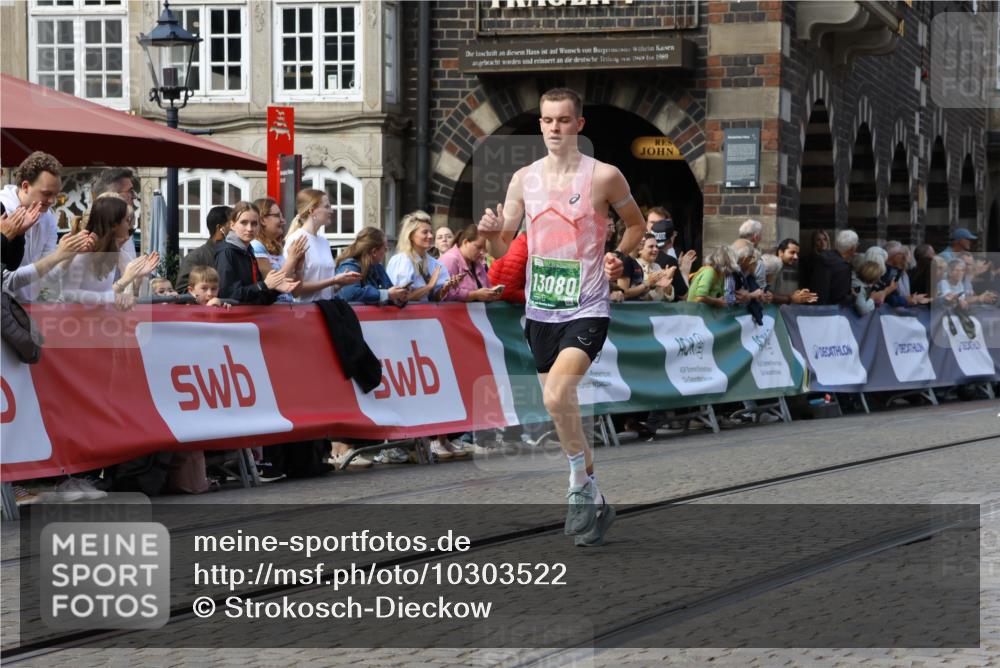 13.09.2026 - 21. swb-Marathon Bremen Strokosch-Dieckow http://msf.ph/oto/10303522 13.09.2026 12:55:55 Ziel 299, 1724, 4381, 9630, 6630 meine-sportfotos.de