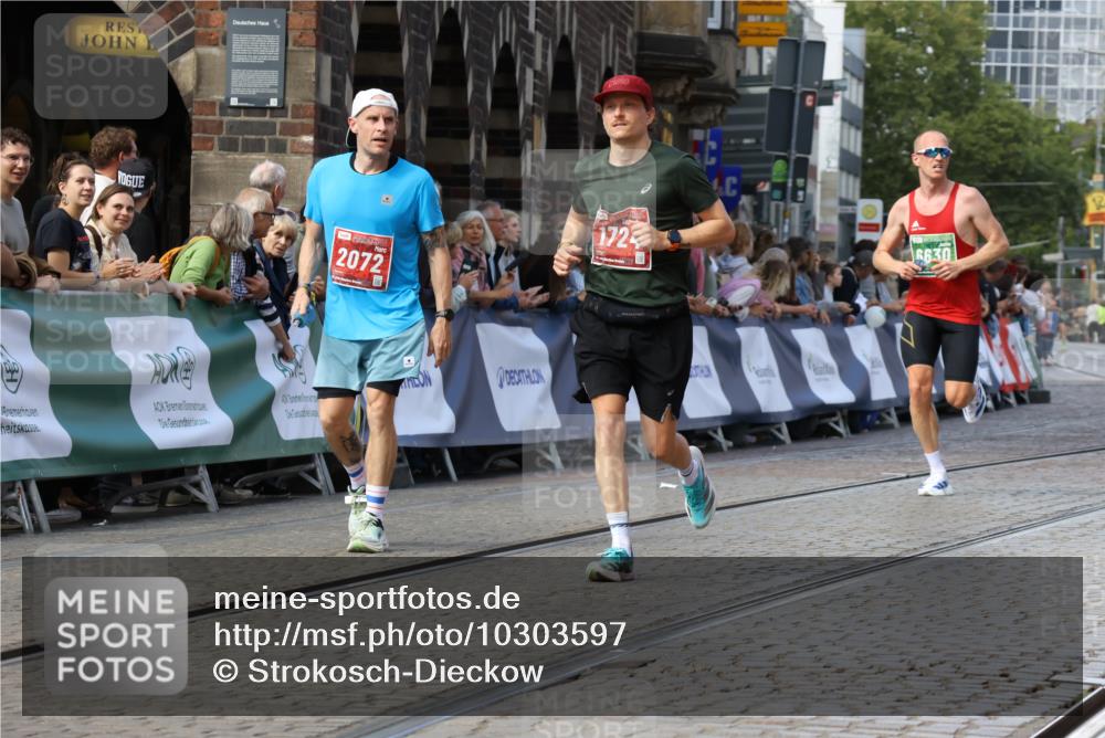 13.09.2026 - 21. swb-Marathon Bremen Strokosch-Dieckow http://msf.ph/oto/10303597 13.09.2026 12:56:05 Ziel 1583, 1724, 2072, 5163, 9630, 10034, 250, 6630 meine-sportfotos.de