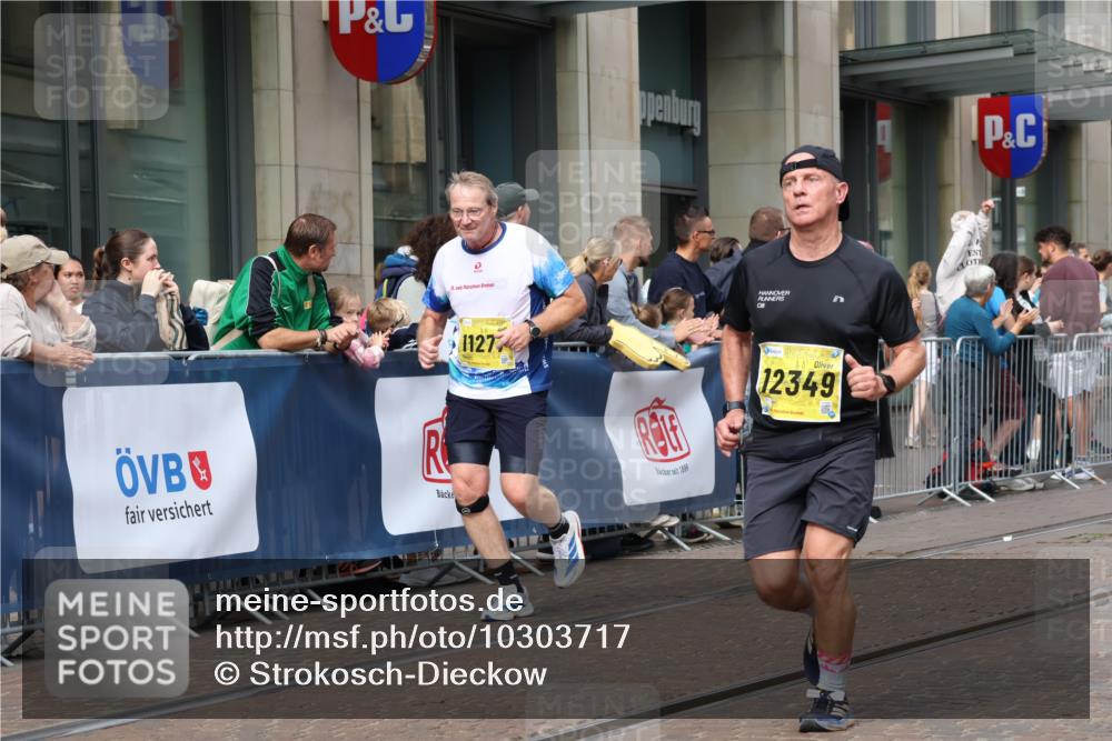 13.09.2026 - 21. swb-Marathon Bremen Strokosch-Dieckow http://msf.ph/oto/10303717 13.09.2026 10:51:49 Ziel 10218, 10588, 11277, 11285, 11371, 11376, 11487, 11555, 11610, 11869, 11877, 11962, 12319, 12349, 13578, 10162, 10183, 10281, 10334, 10348, 10467, 10641, 10763, 11145, 11273, 11542, 11685, 11733, 11777, 11784, 11787, 11962, 12329, 13631 meine-sportfotos.de