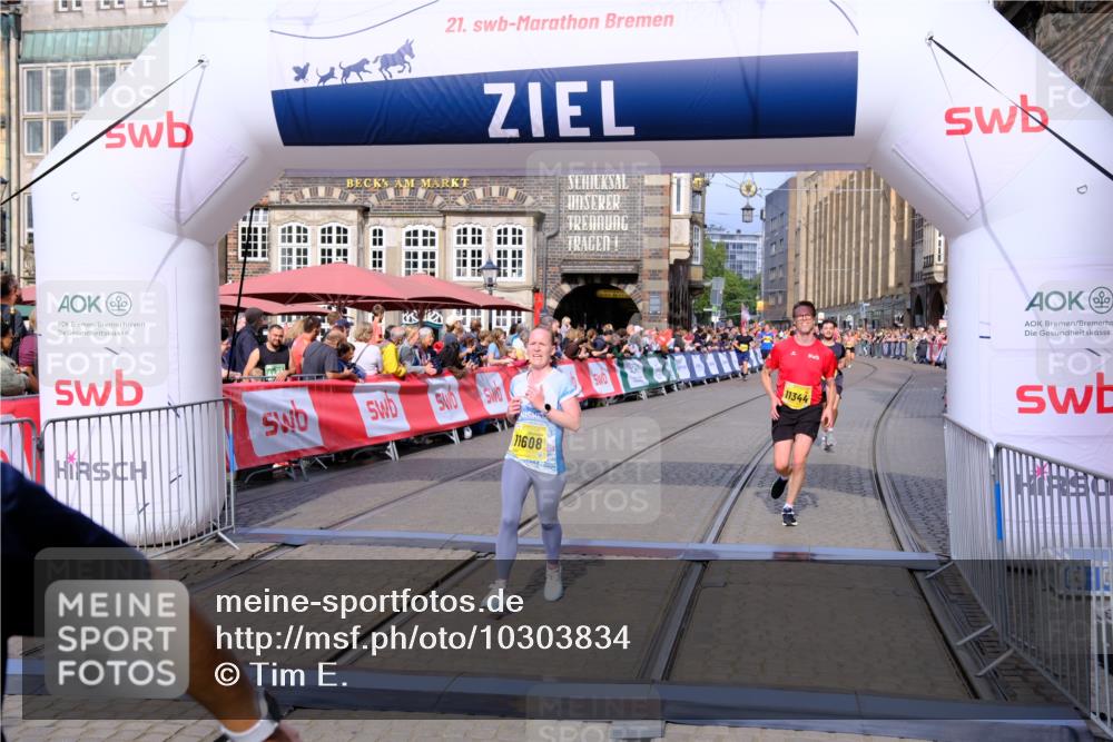 13.09.2026 - 21. swb-Marathon Bremen Tim E. http://msf.ph/oto/10303834 13.09.2026 10:47:16 Ziel 10289, 10445, 10504, 11060, 11199, 11212, 11344, 11608, 11661, 11783, 12364, 12375, 12415, 12470, 13613 meine-sportfotos.de
