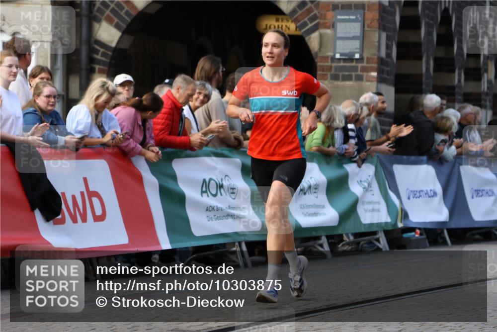 13.09.2026 - 21. swb-Marathon Bremen Strokosch-Dieckow http://msf.ph/oto/10303875 13.09.2026 12:57:03 Ziel 901, 1212, 1288, 4936, 7118, 850, 3368, 5912 meine-sportfotos.de