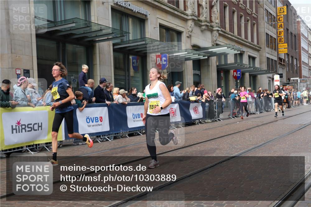 13.09.2026 - 21. swb-Marathon Bremen Strokosch-Dieckow http://msf.ph/oto/10303889 13.09.2026 10:51:56 Ziel 10588, 11371, 11487, 11610, 11877, 12319, 13578, 10162, 10183, 10218, 10281, 10348, 10467, 10641, 11273, 11277, 11285, 11376, 11542, 11555, 11685, 11733, 11777, 11784, 11869, 11962, 12329, 12349 meine-sportfotos.de