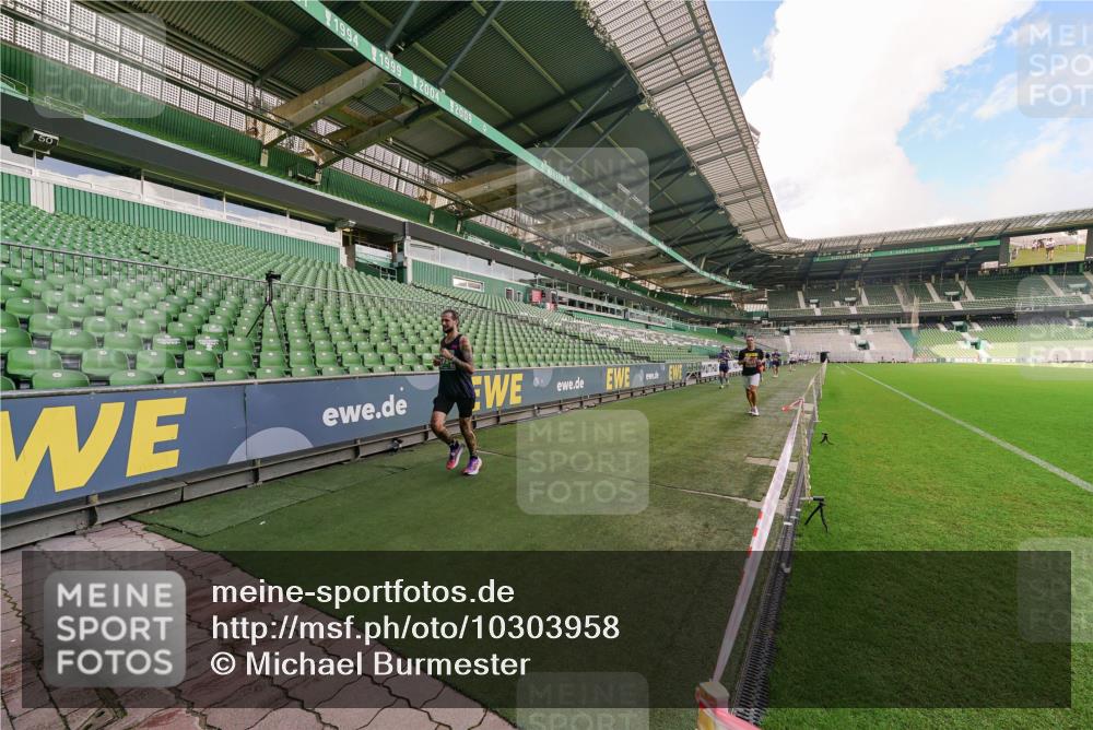 13.09.2026 - 21. swb-Marathon Bremen Michael Burmester http://msf.ph/oto/10303958 13.09.2026 12:47:20 Laufen im Stadion 195, 384, 538, 567, 604, 621, 697, 868, 889, 1034, 1181, 1241, 1554, 2021, 2087, 2266, 2297, 2538, 2646, 2809, 2889, 2956, 3118, 3196, 3242, 3284, 3297, 3424, 3466, 3520, 3794, 4025, 4236, 4239, 4614, 4729, 4777, 4808, 4992, 5024, 5238, 5283, 5674, 5719, 5725, 5803, 5976, 6025, 6053, 6686, 6708, 6784, 6815, 7102, 7538, 7803, 7814, 7871, 8060, 8319, 8325, 8331, 8334, 8611, 8621, 8670, 8701, 8980, 8983, 9010, 9061, 9495, 9544, 9689, 9813, 9918, 13034 meine-sportfotos.de