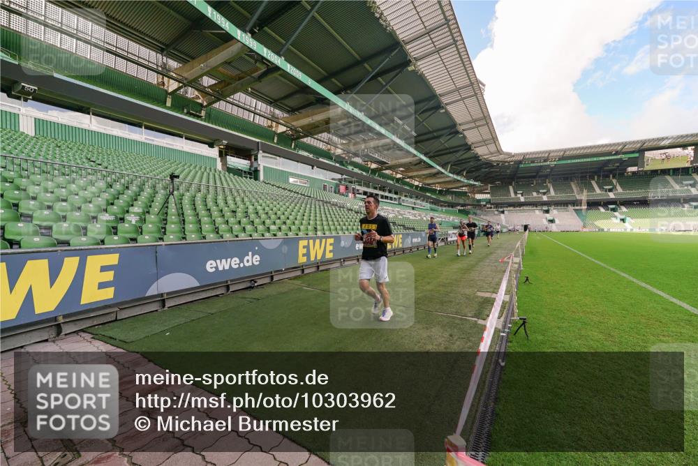 13.09.2026 - 21. swb-Marathon Bremen Michael Burmester http://msf.ph/oto/10303962 13.09.2026 12:47:23 Laufen im Stadion 384, 538, 567, 604, 621, 697, 868, 889, 1034, 1181, 1554, 2021, 2087, 2266, 2297, 2538, 2646, 2809, 2889, 2956, 3118, 3196, 3242, 3284, 3297, 3424, 3466, 3520, 3794, 3910, 4025, 4236, 4239, 4614, 4712, 4729, 4777, 4808, 4992, 5024, 5238, 5283, 5674, 5725, 5803, 5976, 6025, 6053, 6058, 6686, 6708, 6784, 6815, 7102, 7399, 7538, 7803, 7814, 7871, 8060, 8319, 8325, 8331, 8334, 8611, 8621, 8670, 8701, 8706, 8980, 8983, 9010, 9061, 9495, 9544, 9689, 9813, 9918, 13034 meine-sportfotos.de