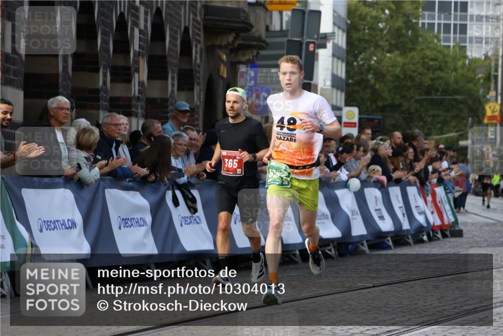13.09.2026 - 21. swb-Marathon Bremen Strokosch-Dieckow http://msf.ph/oto/10304013 13.09.2026 12:57:26 Ziel 365, 573, 850, 3368, 5912, 6201, 7671, 919, 2986, 4795, 6264 meine-sportfotos.de