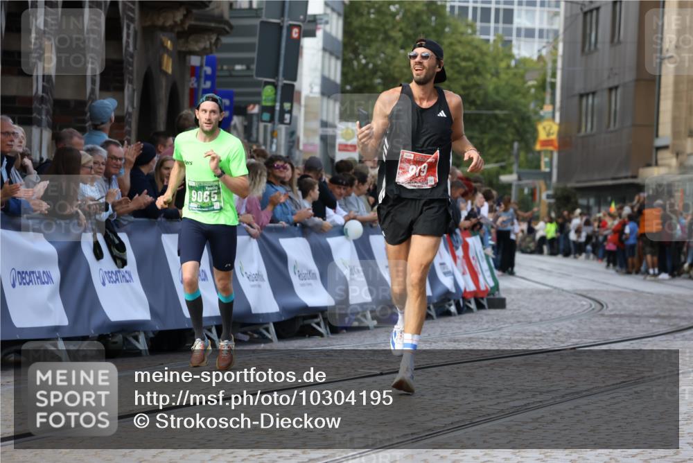 13.09.2026 - 21. swb-Marathon Bremen Strokosch-Dieckow http://msf.ph/oto/10304195 13.09.2026 12:57:58 Ziel 919, 2986, 4795, 6264, 2073, 2099, 9065 meine-sportfotos.de