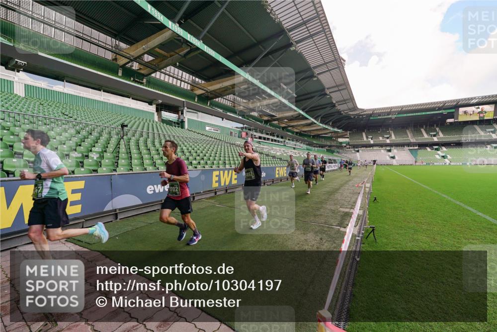 13.09.2026 - 21. swb-Marathon Bremen Michael Burmester http://msf.ph/oto/10304197 13.09.2026 12:49:29 Laufen im Stadion 382, 469, 524, 572, 663, 670, 779, 826, 889, 899, 1349, 1517, 1605, 1723, 1748, 1872, 1925, 2052, 2287, 2288, 2291, 2347, 2360, 2605, 2750, 2844, 2909, 3043, 3110, 3127, 3197, 3276, 3330, 3625, 3647, 3910, 3973, 4033, 4082, 4247, 4384, 4712, 4732, 4743, 4852, 4898, 4990, 5111, 5377, 5383, 5424, 5517, 5570, 5585, 5594, 5636, 5648, 6058, 6267, 6652, 6692, 6842, 6906, 6951, 7064, 7109, 7115, 7121, 7399, 7636, 7803, 7876, 8706, 8877, 8973, 8981, 9010, 9035, 9429, 195 meine-sportfotos.de