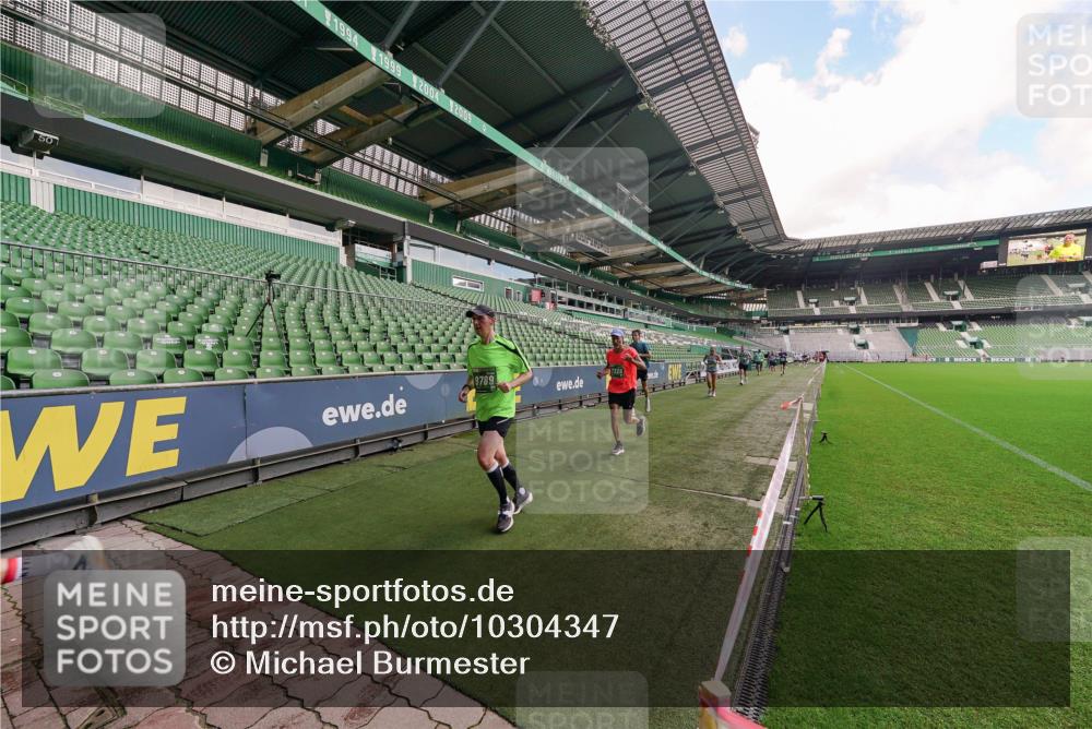 13.09.2026 - 21. swb-Marathon Bremen Michael Burmester http://msf.ph/oto/10304347 13.09.2026 12:50:54 Laufen im Stadion 335, 469, 663, 670, 771, 779, 1125, 1146, 1162, 1455, 1510, 1513, 1517, 1605, 1613, 1970, 1998, 2052, 2130, 2288, 2291, 2295, 2347, 2360, 2442, 2444, 2447, 2750, 2759, 2909, 3440, 3484, 3625, 3647, 3703, 3808, 3959, 4023, 4033, 4165, 4368, 4384, 4473, 4559, 4571, 4582, 4727, 4743, 4781, 4782, 4888, 4895, 5066, 5079, 5111, 5155, 5168, 5314, 5377, 5383, 5521, 5532, 5585, 5620, 5627, 5636, 5696, 6267, 6274, 6471, 6652, 6668, 6901, 6906, 7109, 7115, 7121, 8033, 8798 meine-sportfotos.de