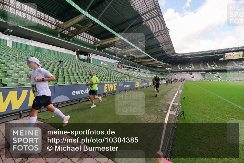 13.09.2026 - 21. swb-Marathon Bremen Michael Burmester http://msf.ph/oto/10304385 13.09.2026 12:51:14 Laufen im Stadion 235, 335, 469, 663, 670, 734, 771, 863, 1043, 1125, 1146, 1162, 1455, 1510, 1513, 1605, 1613, 1970, 1998, 2052, 2130, 2288, 2291, 2295, 2347, 2360, 2442, 2444, 2447, 2759, 2847, 3440, 3484, 3566, 3625, 3647, 3703, 3808, 3959, 4023, 4165, 4368, 4429, 4473, 4559, 4571, 4573, 4582, 4727, 4781, 4782, 4888, 4895, 5066, 5079, 5111, 5155, 5168, 5314, 5377, 5379, 5383, 5521, 5532, 5620, 5627, 5636, 5696, 6267, 6274, 6471, 6652, 6668, 6901, 6906, 7121, 8033, 8798 meine-sportfotos.de