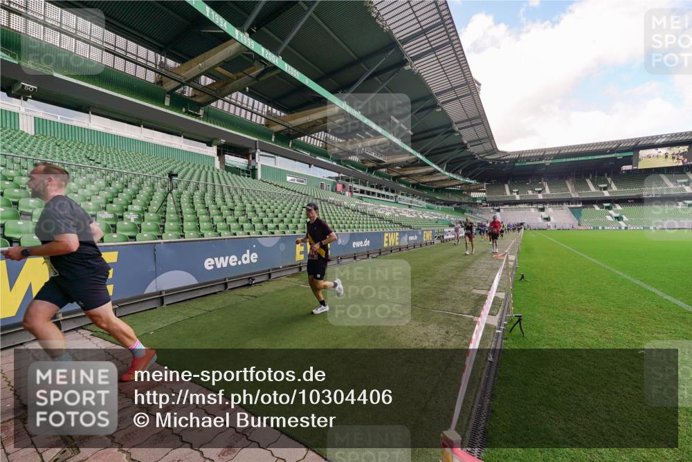 13.09.2026 - 21. swb-Marathon Bremen Michael Burmester http://msf.ph/oto/10304406 13.09.2026 12:51:26 Laufen im Stadion 235, 335, 469, 734, 771, 863, 1043, 1125, 1146, 1162, 1232, 1455, 1492, 1510, 1513, 1613, 1955, 1970, 1998, 2008, 2130, 2291, 2295, 2360, 2442, 2444, 2447, 2759, 2847, 3440, 3484, 3566, 3647, 3703, 3808, 3830, 3899, 3959, 3988, 4023, 4165, 4368, 4429, 4473, 4475, 4559, 4571, 4573, 4582, 4727, 4781, 4782, 4888, 4895, 5066, 5079, 5155, 5168, 5314, 5379, 5521, 5532, 5620, 5627, 5636, 5696, 6267, 6274, 6471, 6668, 6901, 7121, 8033, 8798 meine-sportfotos.de