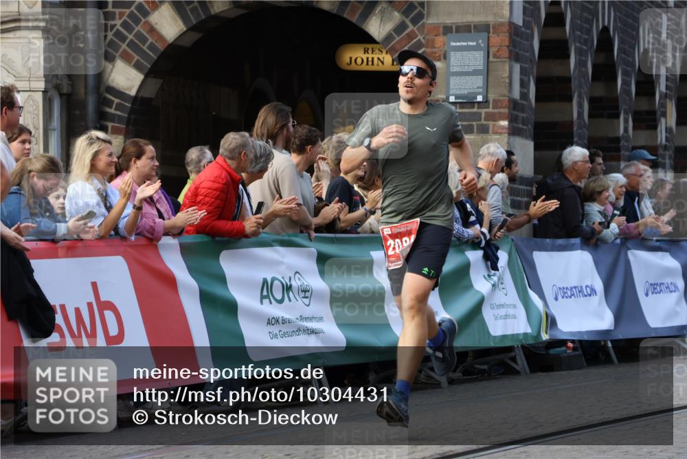 13.09.2026 - 21. swb-Marathon Bremen Strokosch-Dieckow http://msf.ph/oto/10304431 13.09.2026 12:58:29 Ziel 1379, 1604, 1717, 2073, 2099, 9065, 346, 2049, 5672, 8311 meine-sportfotos.de