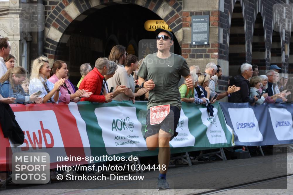 13.09.2026 - 21. swb-Marathon Bremen Strokosch-Dieckow http://msf.ph/oto/10304448 13.09.2026 12:58:29 Ziel 1379, 1604, 1717, 2073, 2099, 9065, 346, 2049, 5672, 8311 meine-sportfotos.de