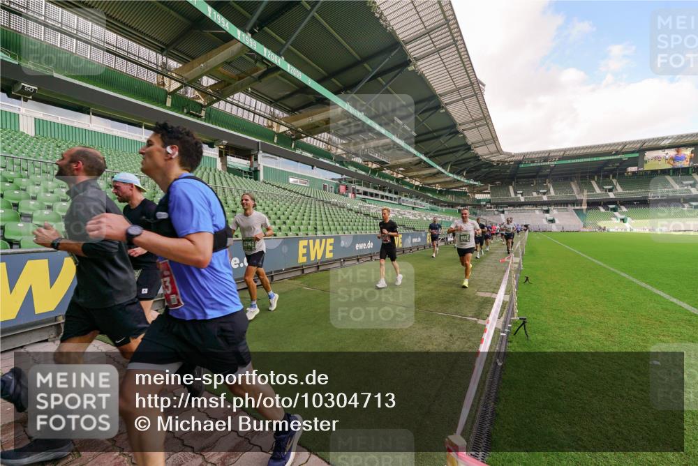 13.09.2026 - 21. swb-Marathon Bremen Michael Burmester http://msf.ph/oto/10304713 13.09.2026 12:53:42 Laufen im Stadion 102, 107, 145, 161, 189, 313, 376, 385, 461, 472, 481, 541, 560, 615, 616, 666, 675, 683, 696, 740, 755, 792, 816, 827, 982, 985, 987, 1033, 1056, 1076, 1207, 1252, 1297, 1419, 1433, 1445, 1468, 1528, 1542, 1551, 1631, 1646, 1658, 1664, 1704, 1707, 1814, 2007, 2043, 2055, 2203, 2280, 2350, 2362, 2401, 2422, 2454, 2480, 2498, 2499, 2623, 2701, 2767, 2820, 2824, 2858, 2882, 2913, 2962, 2971, 2997, 3054, 3085, 3149, 3236, 3336, 3357, 3362, 3413, 3448, 4283, 4605, 4651 meine-sportfotos.de