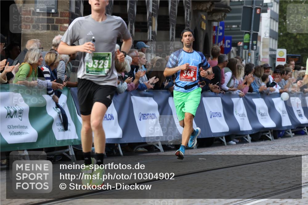 13.09.2026 - 21. swb-Marathon Bremen Strokosch-Dieckow http://msf.ph/oto/10304902 13.09.2026 12:58:58 Ziel 346, 2049, 5672, 6198, 6929, 8311, 8394, 1118, 1508, 1751, 3584, 3688, 4399, 6991, 8994, 9120, 9329 meine-sportfotos.de