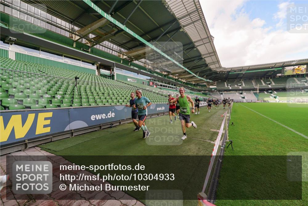 13.09.2026 - 21. swb-Marathon Bremen Michael Burmester http://msf.ph/oto/10304933 13.09.2026 12:54:33 Laufen im Stadion 145, 161, 189, 201, 205, 313, 376, 385, 388, 461, 472, 481, 495, 541, 560, 615, 616, 666, 675, 696, 740, 755, 816, 827, 982, 985, 987, 1053, 1056, 1076, 1197, 1207, 1390, 1419, 1433, 1445, 1468, 1551, 1599, 1631, 1658, 1664, 1704, 1707, 1814, 2055, 2125, 2234, 2251, 2280, 2362, 2383, 2390, 2401, 2422, 2454, 2474, 2499, 2623, 2701, 2733, 2801, 2820, 2824, 2870, 2882, 2913, 2922, 2962, 2971, 2997, 3012, 3054, 3134, 3175, 3206, 3241, 3246, 3346, 3356, 3357, 3413, 3706, 3716, 3836 meine-sportfotos.de