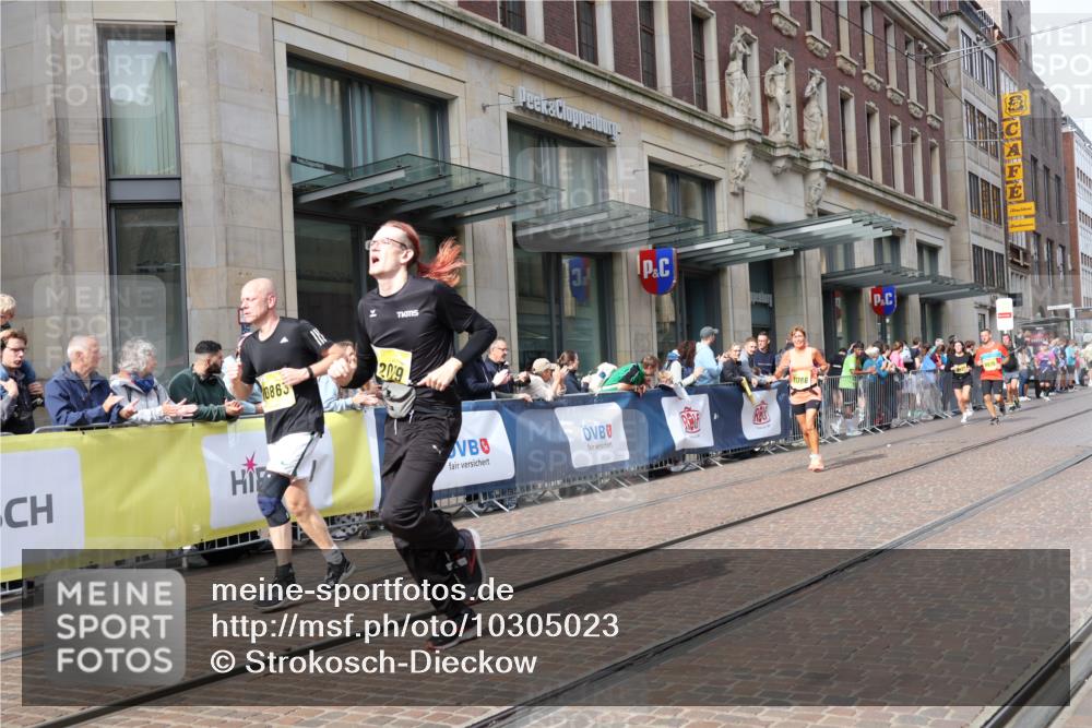 13.09.2026 - 21. swb-Marathon Bremen Strokosch-Dieckow http://msf.ph/oto/10305023 13.09.2026 10:52:52 Ziel 10284, 10448, 10585, 10714, 10757, 10780, 10863, 11012, 11238, 11282, 11575, 11766, 12040, 12170, 12275, 12369, 12398, 12461, 10193, 10304, 10339, 10652, 10734, 10812, 10827, 10906, 11002, 11038, 11109, 11144, 11350, 11362, 11386, 11597, 12019, 12338, 12361, 12399, 12533 meine-sportfotos.de