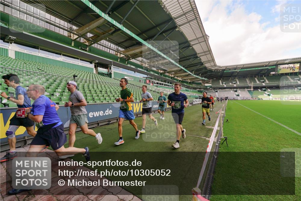 13.09.2026 - 21. swb-Marathon Bremen Michael Burmester http://msf.ph/oto/10305052 13.09.2026 12:54:52 Laufen im Stadion 161, 189, 201, 205, 313, 376, 385, 388, 461, 472, 481, 495, 541, 560, 615, 616, 666, 675, 696, 740, 816, 827, 913, 982, 1053, 1058, 1076, 1197, 1207, 1390, 1419, 1468, 1551, 1599, 1631, 1645, 1658, 1707, 1814, 2055, 2125, 2234, 2251, 2280, 2319, 2362, 2383, 2390, 2422, 2454, 2474, 2499, 2623, 2701, 2733, 2801, 2824, 2870, 2882, 2913, 2922, 2962, 2971, 3012, 3054, 3057, 3134, 3175, 3192, 3206, 3241, 3246, 3346, 3356, 3357, 3413, 3706, 3716, 3836, 4137, 5277, 5430, 5530, 6106 meine-sportfotos.de