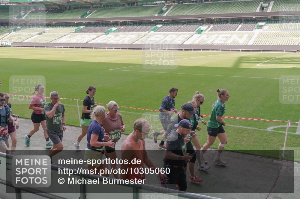 13.09.2026 - 21. swb-Marathon Bremen Michael Burmester http://msf.ph/oto/10305060 13.09.2026 13:36:25 Laufen im Stadion 444, 462, 491, 496, 590, 657, 799, 1015, 1132, 1135, 1279, 1396, 1432, 1620, 1726, 1762, 1887, 1934, 1951, 1965, 1974, 1977, 2078, 2227, 2335, 2578, 2639, 2650, 2688, 2789, 2842, 2892, 2894, 2933, 2939, 3090, 3161, 3169, 3178, 3299, 3303, 3406, 3408, 3463, 3472, 3498, 3555, 3570, 3573, 3588, 3640, 3731, 3779, 3801, 3839, 3985, 3992, 3993, 4084, 4145, 4200, 4210, 4290, 4464, 4538, 4546, 4801, 4880, 4967, 5000, 5034, 5182, 5332, 5461, 5679, 5818 meine-sportfotos.de