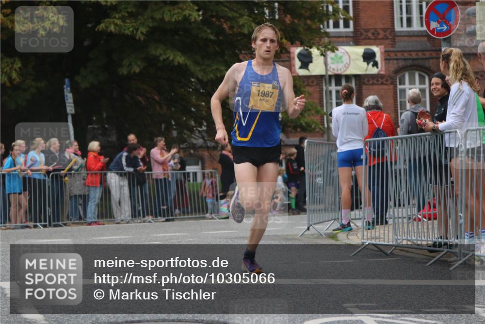 13.09.2026 - Kiel Lauf Markus Tischler http://msf.ph/oto/10305066 13.09.2026 10:20:59 Fleethörn 38, 1987, 800 meine-sportfotos.de