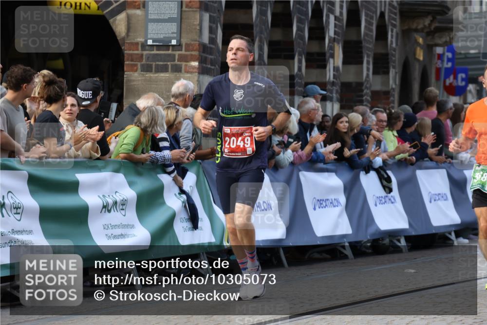 13.09.2026 - 21. swb-Marathon Bremen Strokosch-Dieckow http://msf.ph/oto/10305073 13.09.2026 12:59:04 Ziel 346, 1576, 2049, 3624, 5672, 6929, 8065, 658, 1508, 1751, 1993, 2651, 3584, 3688, 4096, 6991, 8383, 9533 meine-sportfotos.de