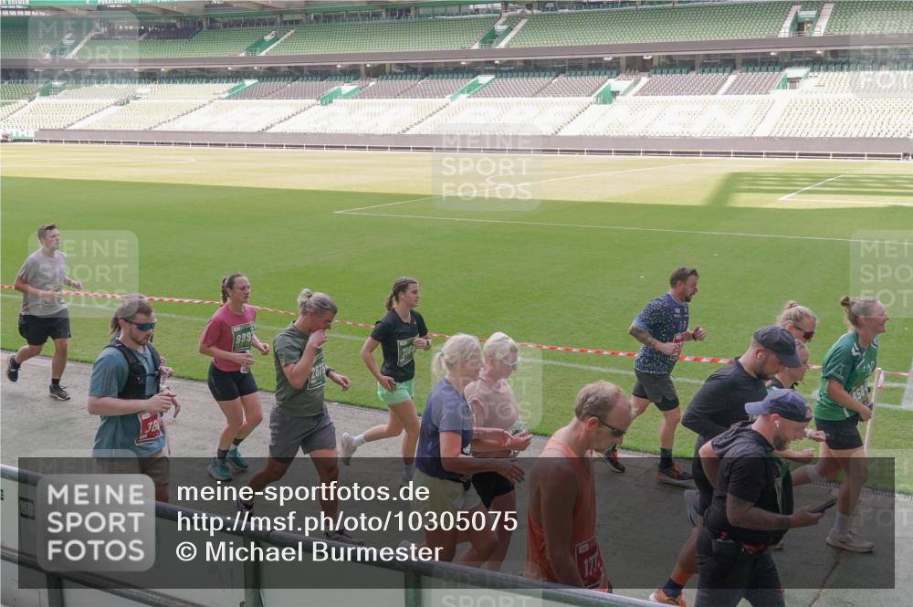 13.09.2026 - 21. swb-Marathon Bremen Michael Burmester http://msf.ph/oto/10305075 13.09.2026 13:36:26 Laufen im Stadion 444, 462, 491, 496, 590, 657, 799, 1015, 1132, 1135, 1279, 1396, 1432, 1620, 1726, 1762, 1887, 1934, 1951, 1965, 1974, 1977, 2078, 2227, 2335, 2578, 2639, 2650, 2688, 2789, 2842, 2892, 2894, 2933, 2939, 3090, 3161, 3169, 3178, 3299, 3303, 3406, 3408, 3463, 3472, 3498, 3555, 3570, 3573, 3588, 3640, 3731, 3779, 3801, 3839, 3985, 3992, 3993, 4084, 4145, 4200, 4210, 4290, 4464, 4538, 4546, 4801, 4880, 4967, 5000, 5034, 5182, 5332, 5461, 5679, 5818 meine-sportfotos.de